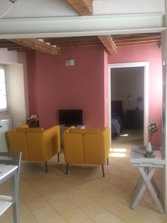 Casa Angiola room 6